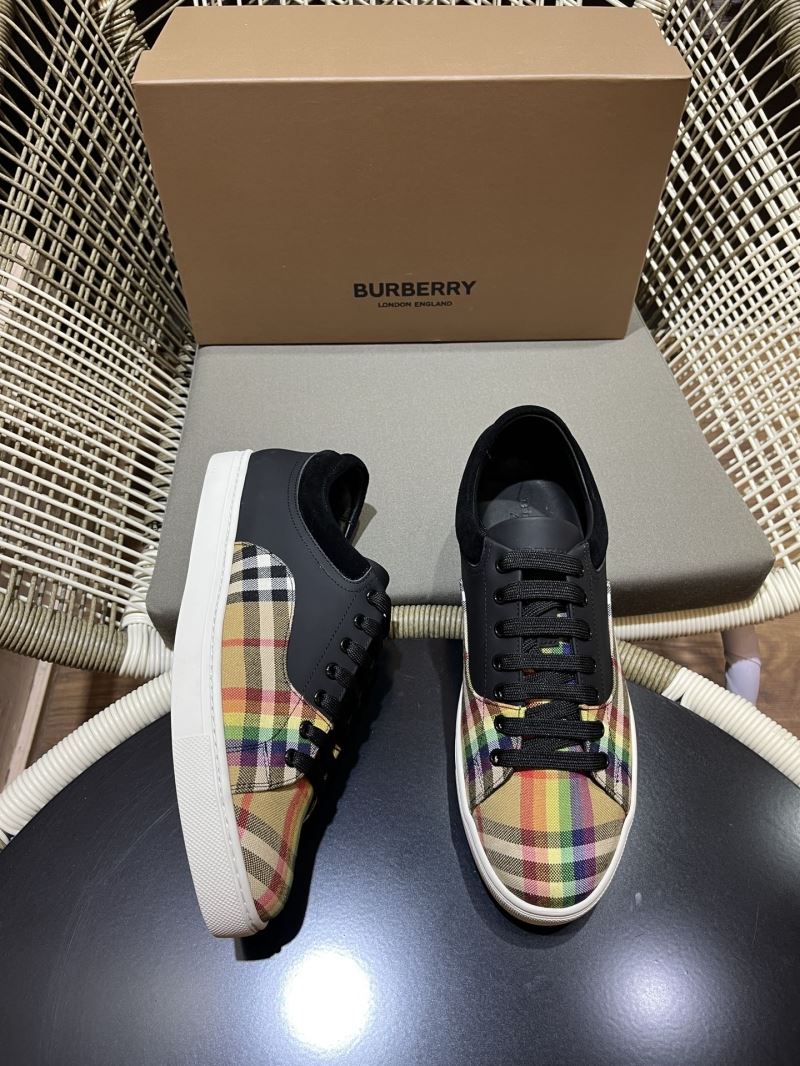 Burberry Low Shoes